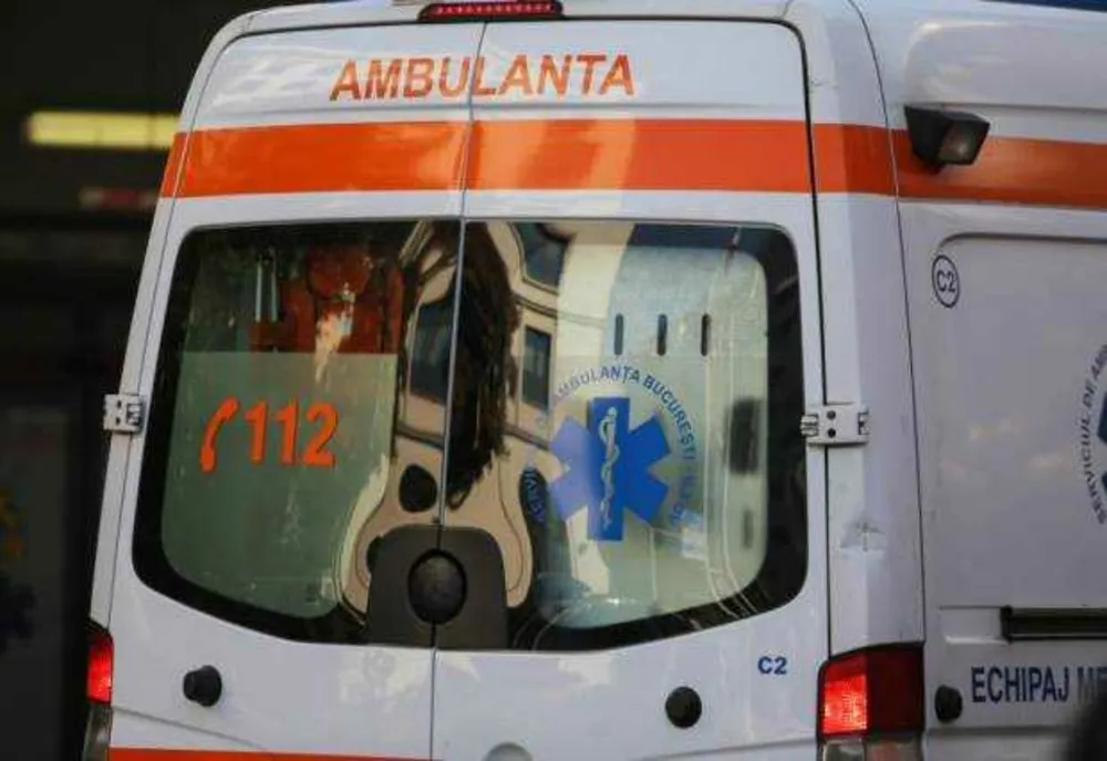 IMPACT VIOLENT ÎNTRE UN AUTOBUZ ŞI UN MICROBUZ, ÎN GORJ: 8 VICTIME