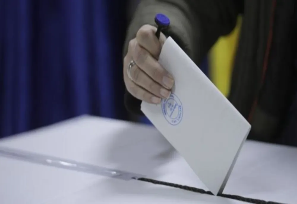 PSD ȘI PNL CONDUC ÎN CURSA PENTRU ALEGERILE PARLAMENTARE, POTRIVIT CELUI MAI RECENT SONDAJ CURS