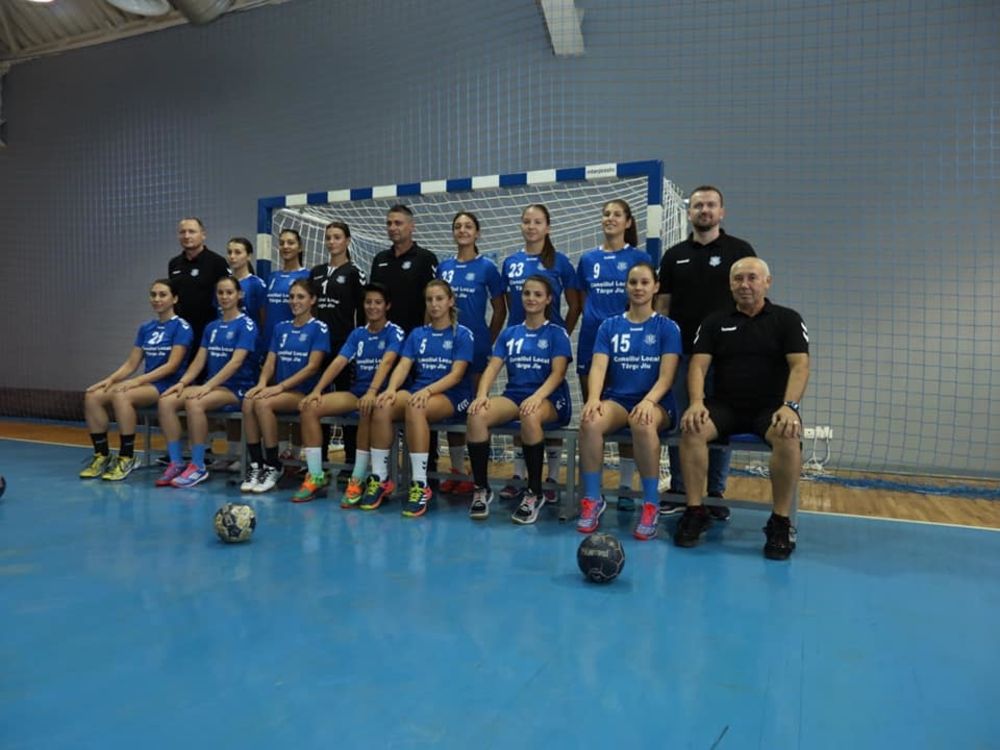 Victorie senzațională pentru handbalistele din Târgu Jiu: Au învins Național Râmnicu Vâlcea