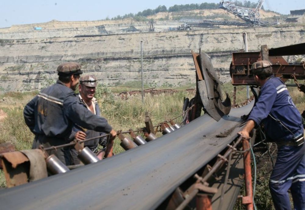 Ministrul Economiei a rezolvat problema minerilor din Oltenia: Vor construi autostrăzi!