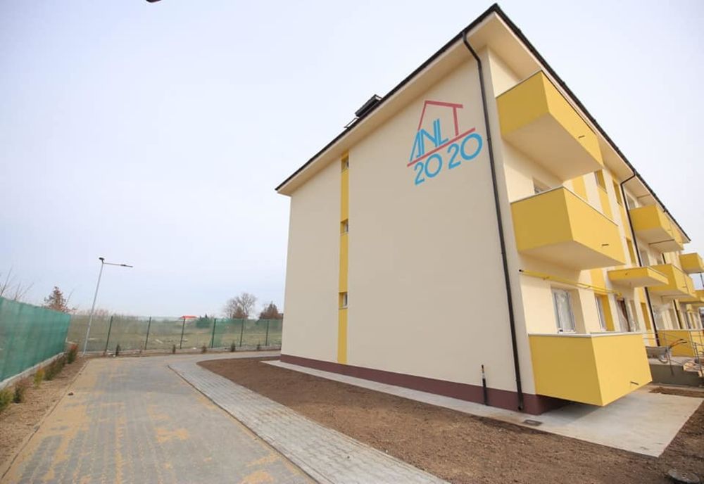 Un mic oraș din Gorj construiește un bloc de locuințe pentru medici și profesori
