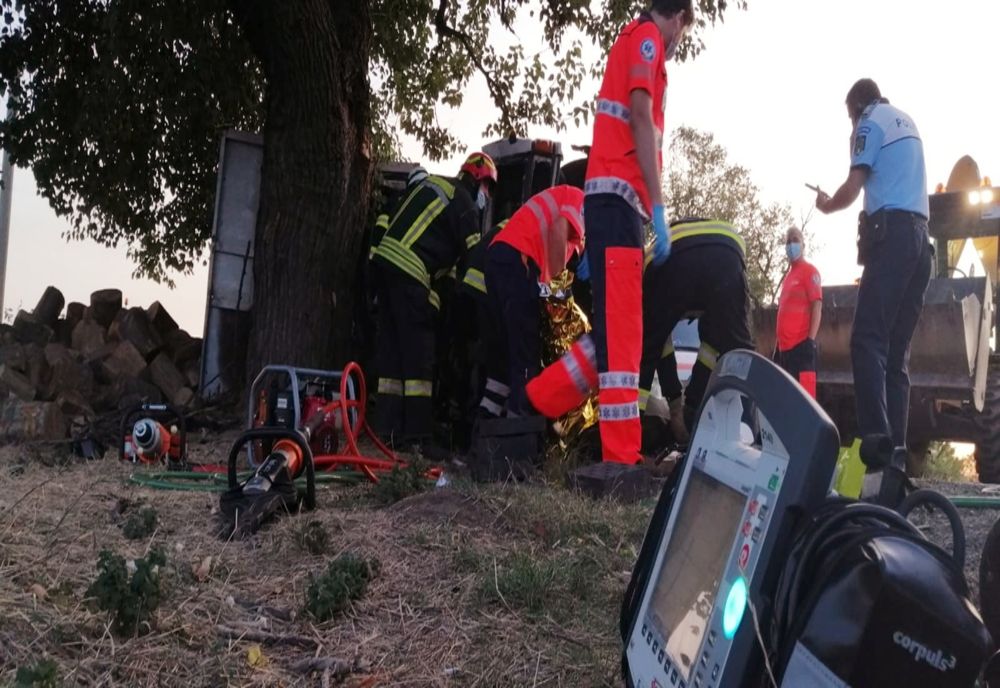 Doi tineri din Gorj, ambii de doar 22 de ani, morţi în accidentul din Teleorman