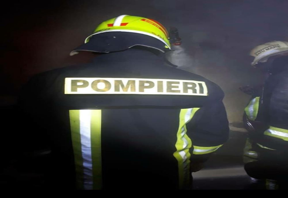 Un conac din Gorj, legat de Regele Mihai, cuprins de flăcări