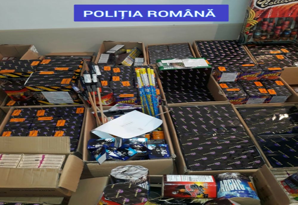 VIDEO. Percheziţii în Gorj. Sute de kilograme de materiale pirotehnice, confiscate
