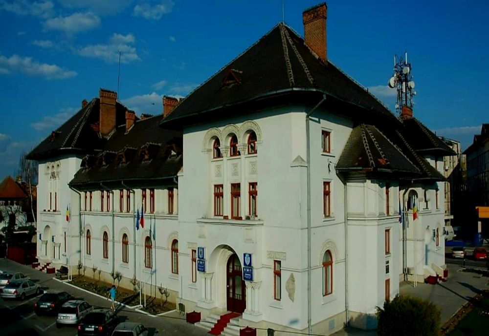 Guvernul vine în sprijinul persoanelor cu dizabilități. Vor fi achitate indemnizațiile acestora și salariile însoțitorilor personali