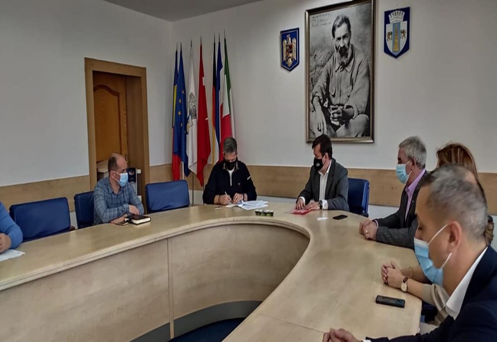 Fonduri europene pentru 11 troleibuze electrice, la Târgu Jiu