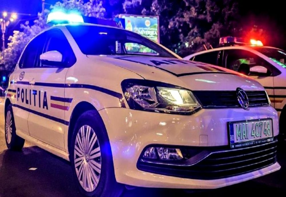 Doi bărbaţi din Mehedinţi au intrat în casă peste o familie din Motru şi i-au bătut pe tată, mamă şi fiica de 18 ani