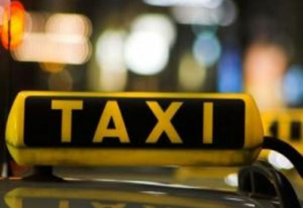 Gorj: Şofer de taxi găsit mort în maşină, lângă o pădure