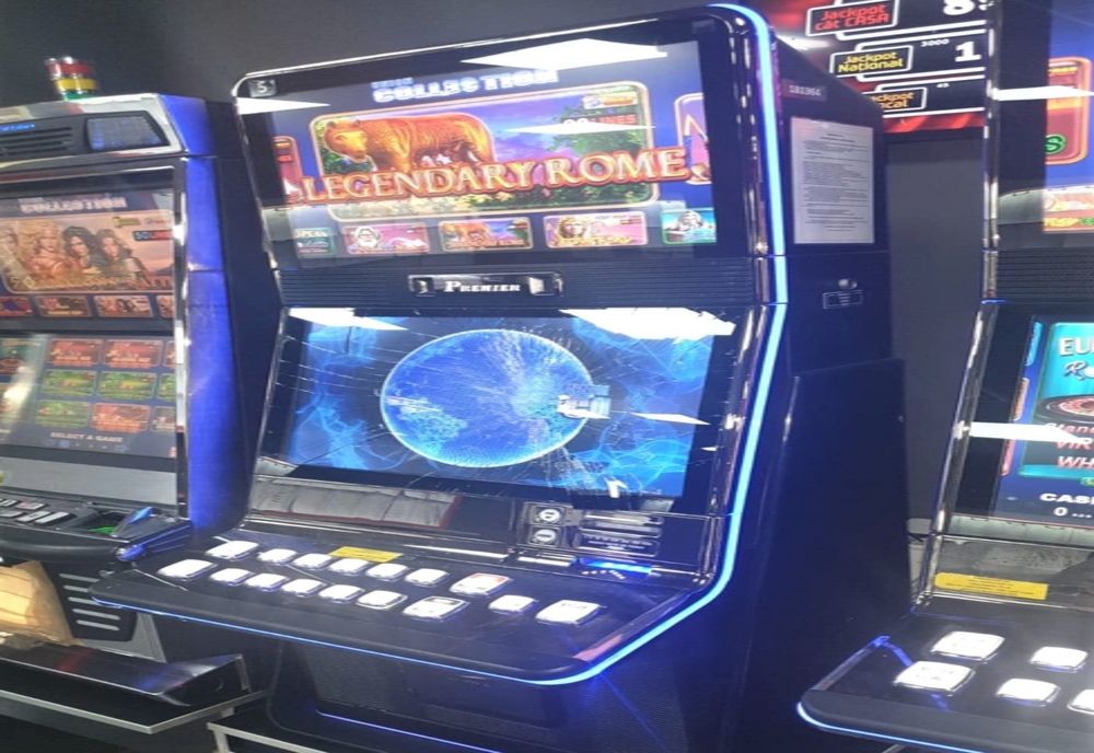 A distrus aparatul dintr-o sală de jocuri