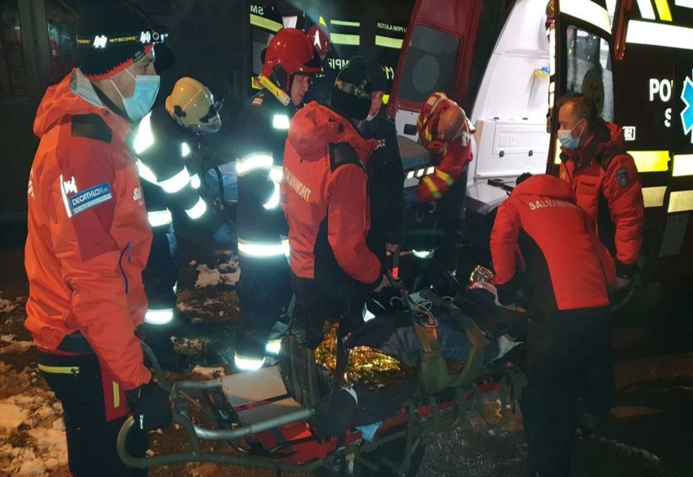 VIDEO Intervenție de urgență a salvatorilor! O tânără mutilată a fost găsită în pădure! 