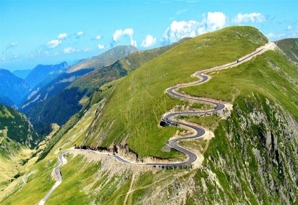 Circulaţia pe Transalpina se redeschide pe 1 iunie