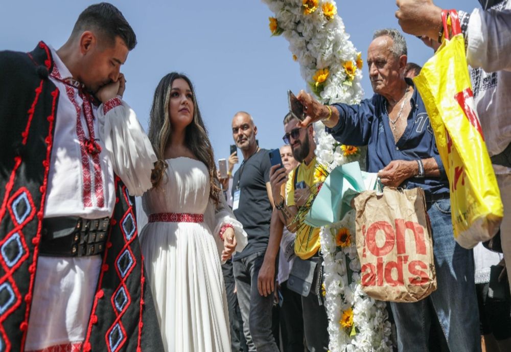 COMUNITATEA LGBTQ ANUNȚĂ UN MARE MARȘ ÎN CAPITALĂ, ÎN PLINĂ SĂRBĂTOARE ORTODOXĂ. SIMION: „ESTE O PROVOCARE, NE RUGĂM PENTRU EI”. BECALI: ,,SUNT COMANDAȚI DE SATANA ĂL MARE"