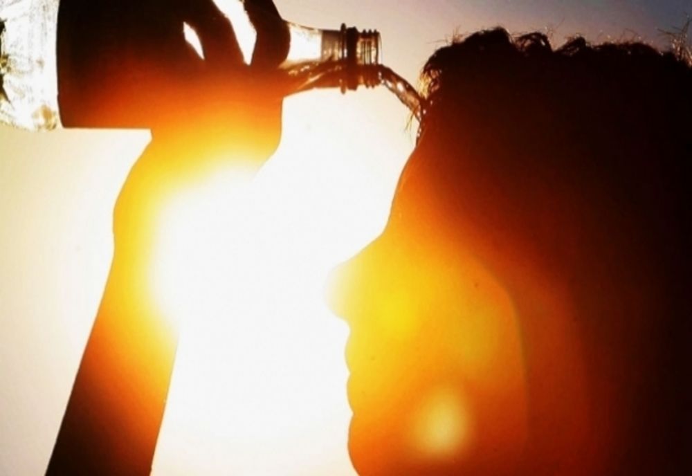 VREMEA 7 IULIE. AVERTIZARE METEOROLOGICĂ - COD ROȘU DE CANICULĂ ÎN SUDUL ȘI SUD-ESTUL ȚĂRII