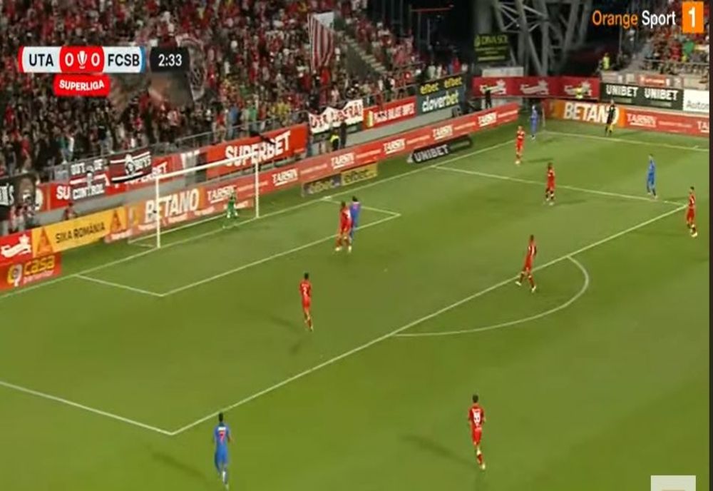 Superliga: FCSB pierde la UTA și termină meciul în 9 oameni
