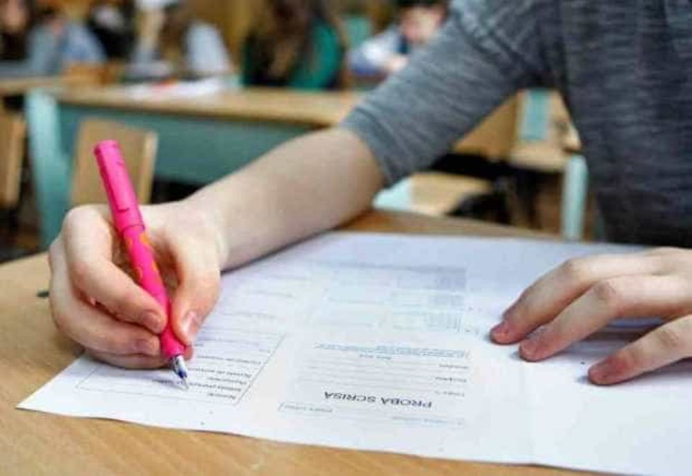 EVALUARE NAȚIONALĂ 2025. 75 DE MEDII DE ZECE