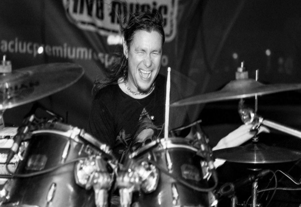 A MURIT NICU SÂRGHEA, TOBOȘARUL TRUPEI VUNK. AVEA DOAR 48 DE ANI