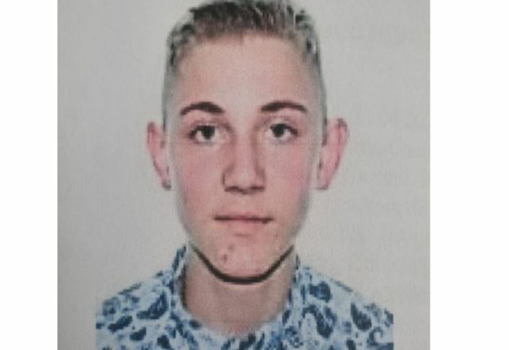 ADOLESCENT DE 15 ANI, DAT DISPĂRUT; A PLECAT NOAPTEA CU BICICLETA ȘI NU S-A MAI ÎNTORS ACASĂ
