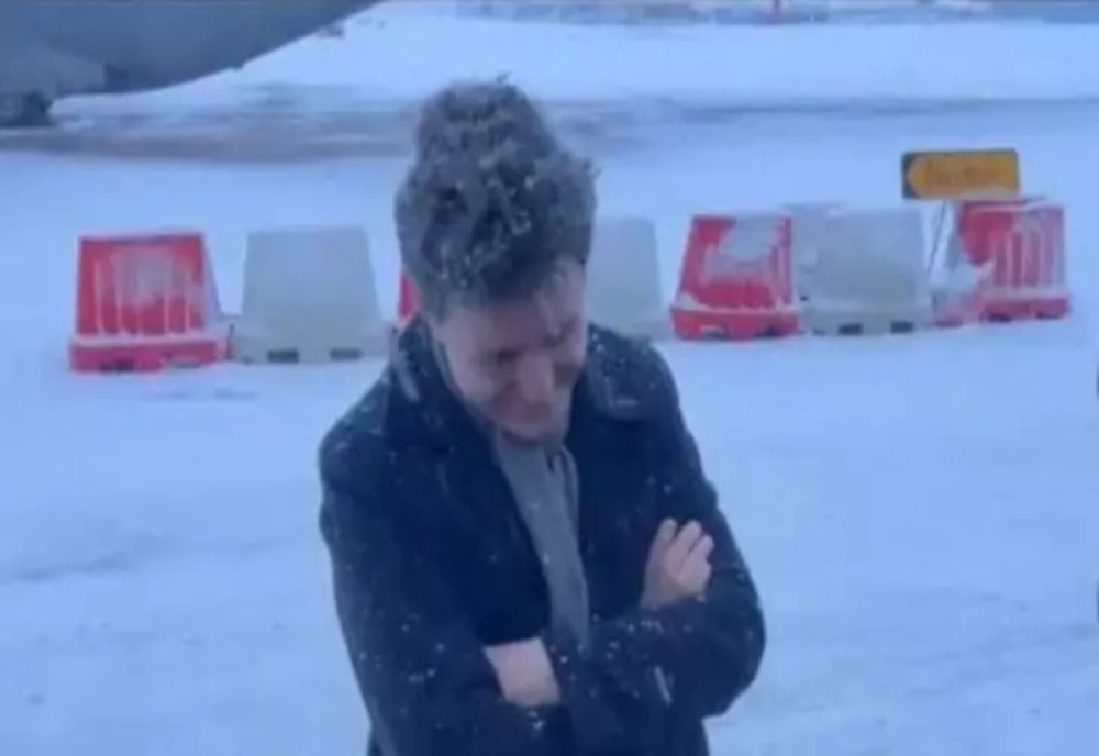 Nicușor Dan ar putea zbura azi spre Washington cu un avion privat deținut de un român