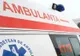 O femeie a ajuns la spital după ce i-a căzut o bucată de tencuială în cap
