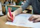 Simulare Evaluarea Națională 2024. Elevii de clasa a VIII-a susţin proba scrisă la Limba și literatura română. Lucrările vor fi corectate digital